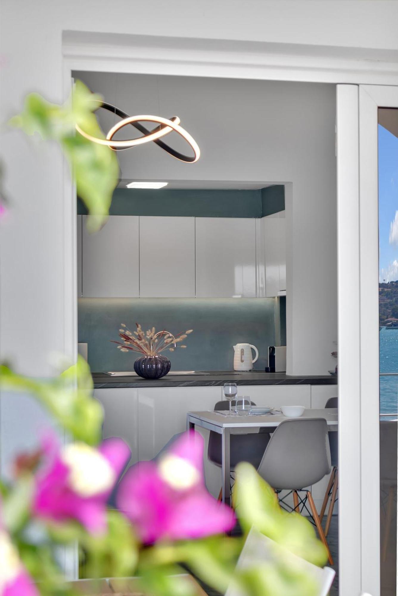 Kavouraki Apartment & Studio Portokhéli Eksteriør bilde